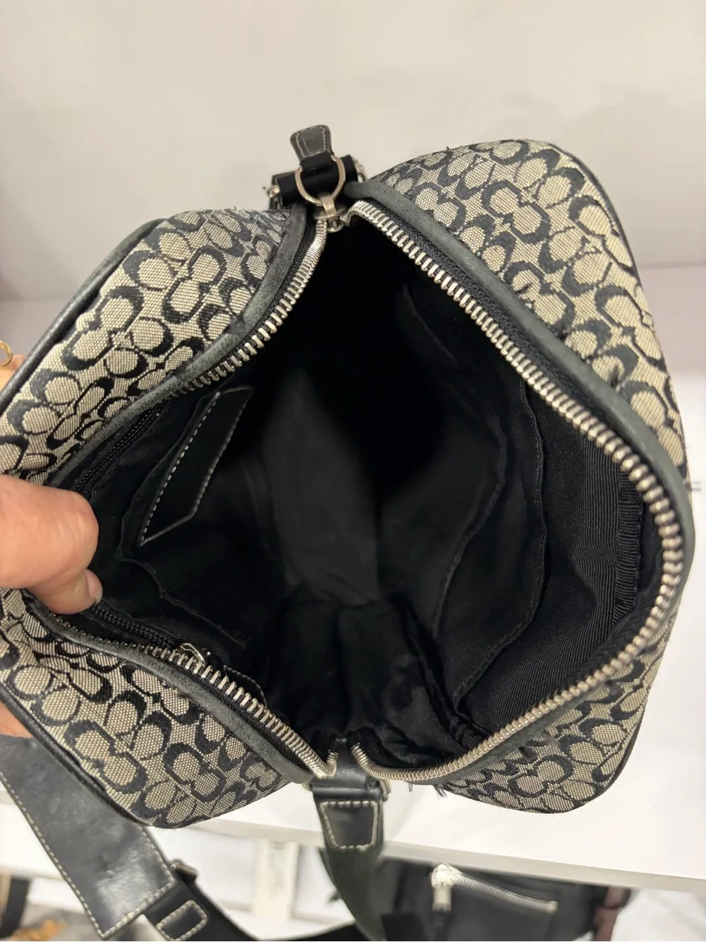 Vintage Y2K, 2004 Coach Men’s Gray Signature Crossbody Messenger